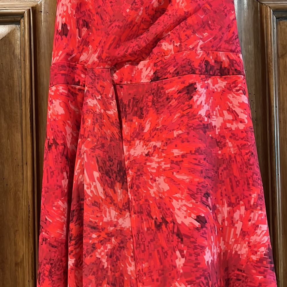 Halston Heritage Kaleidoscope Print Cowl Halter Gown - Picture 7 of 11